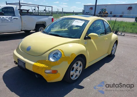 2003 Volkswagen New Beetle Gls 2.0L из США, поврежденный, VIN 3VWCK21C33M413329